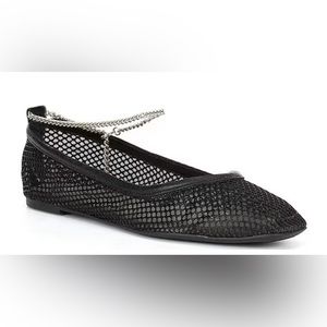 Gianni Bini
MalikaTwo Mesh Ankle Chain Square Toe Flats